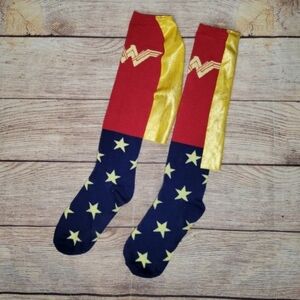 Dc comics wonder woman cape knee high socks
